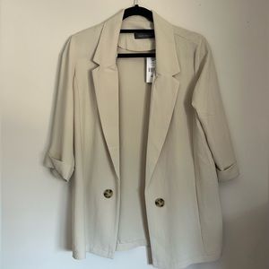 🆕 DYNAMITE Lightweight Blazer